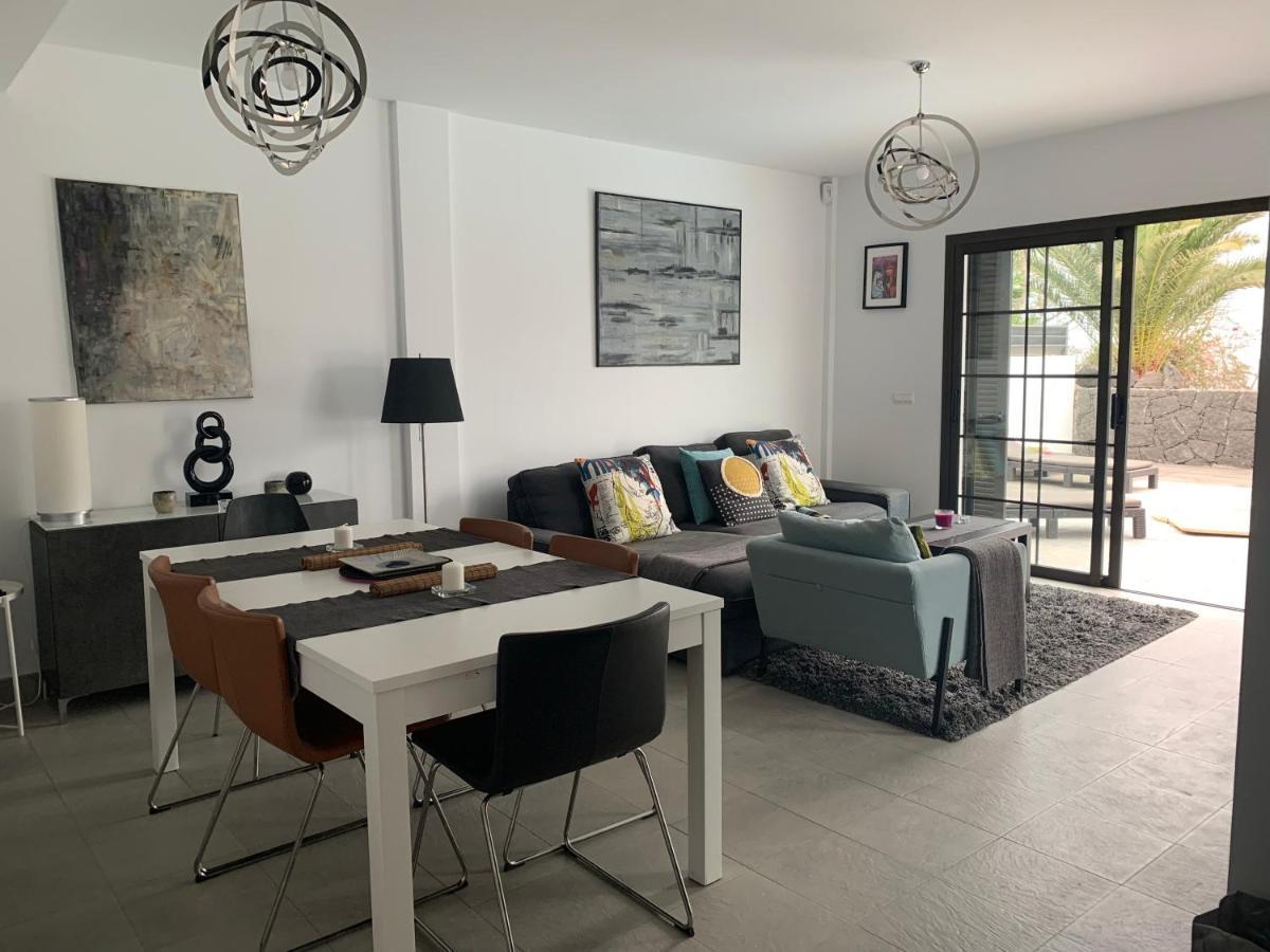 Modern Villa With Sea Views Costa Teguise Esterno foto